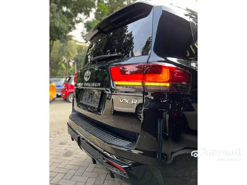 2024 Toyota Land Cruiser 300 VX-R SUV
