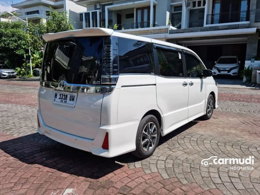 2020 Toyota Voxy Wagon