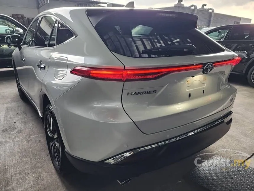 2023 Toyota Harrier Luxury SUV