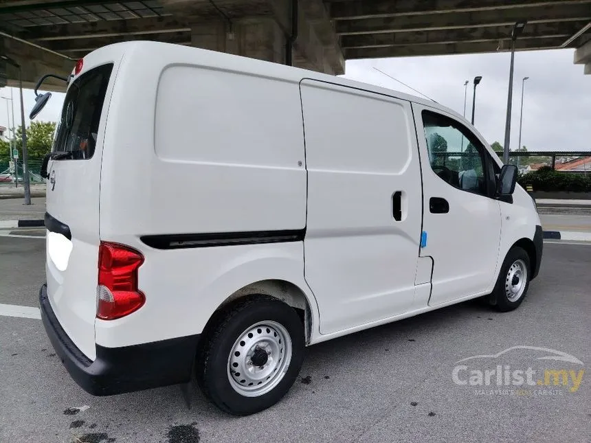 2023 Nissan NV200 Panel Van