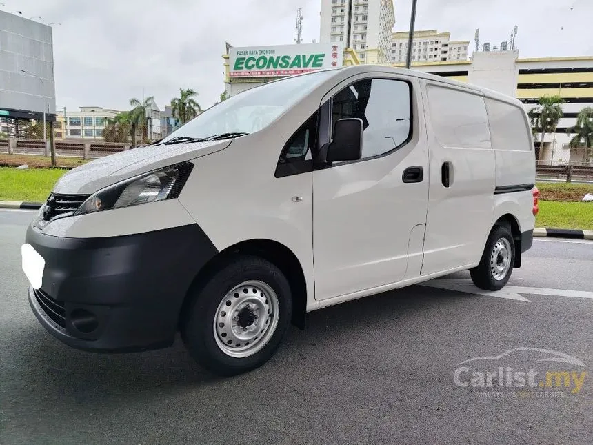 2023 Nissan NV200 Panel Van
