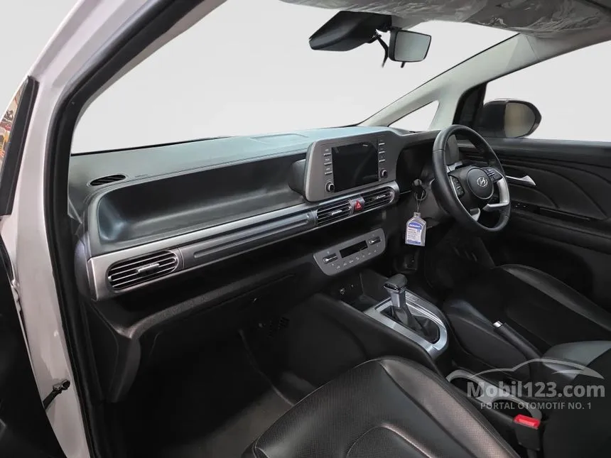 2023 Hyundai Stargazer Prime MPV