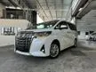 Recon 2017 Toyota Alphard 2.5 (A) GX MPV WELCHAIR NEW FACELIFT SUNROOF MOONROOF 7 SEATER WITH 5 YEAR WARRANTY