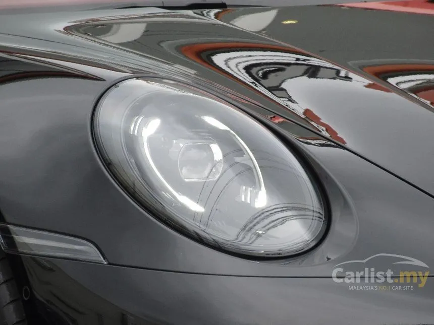 2025 Porsche 911 Carrera Coupe