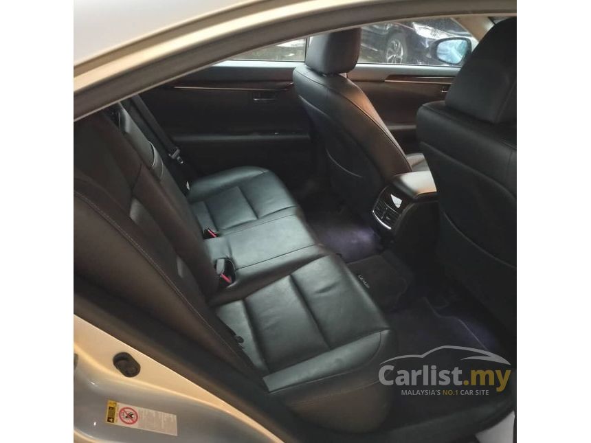 2014 Lexus ES250 Luxury Sedan