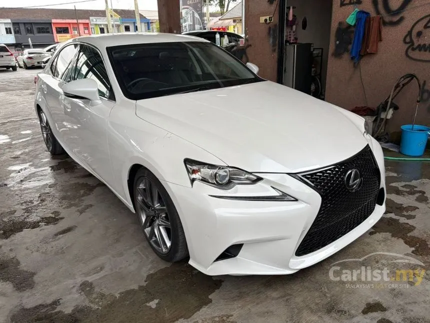 2014 Lexus IS 250 Luxury Sedan