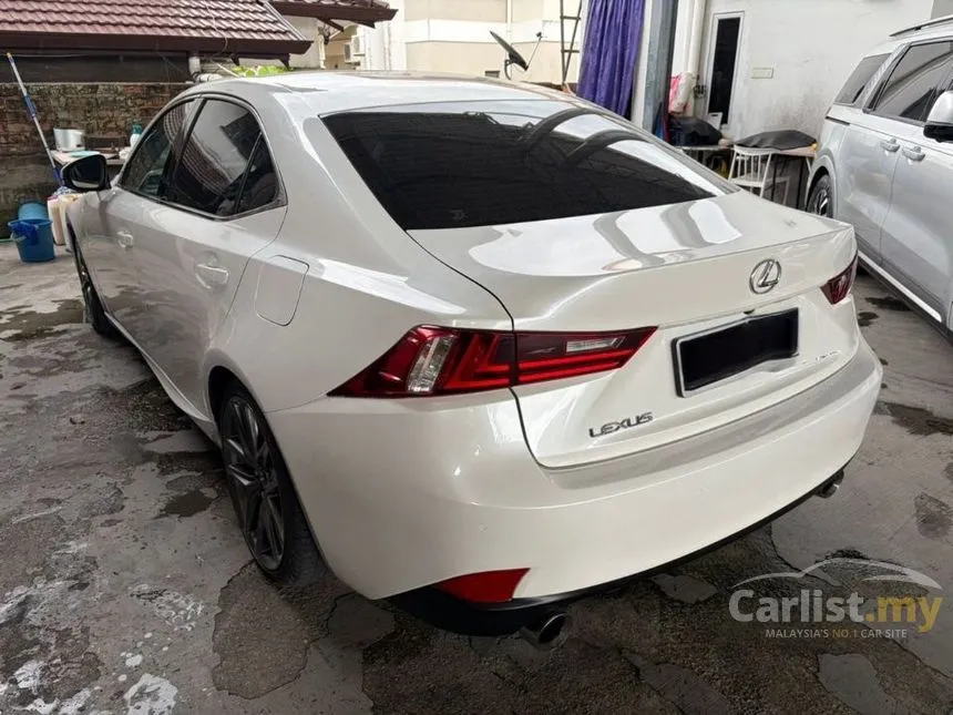 2014 Lexus IS 250 Luxury Sedan