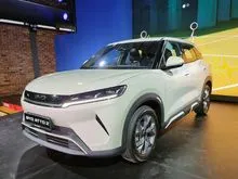 (DM FOR REBATE) NEW 2026 BYD ATTO 2 Compact SUV