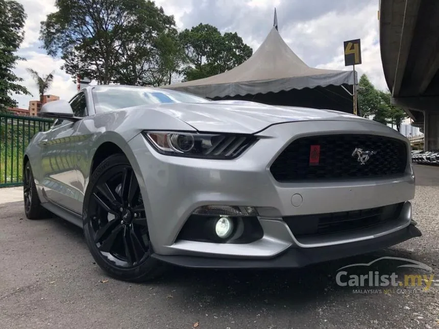 2018 Ford MUSTANG EcoBoost Coupe