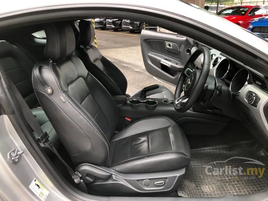 2018 Ford MUSTANG EcoBoost Coupe