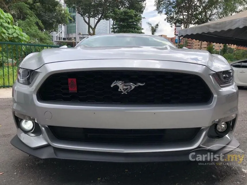 2018 Ford MUSTANG EcoBoost Coupe