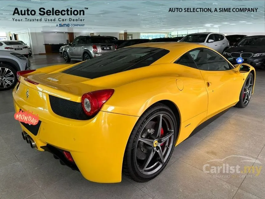 2011 Ferrari 458 Italia Coupe