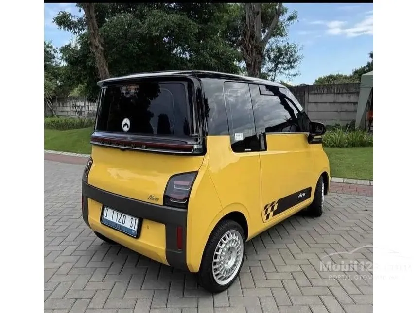 2022 Wuling Air EV Long Range Hatchback