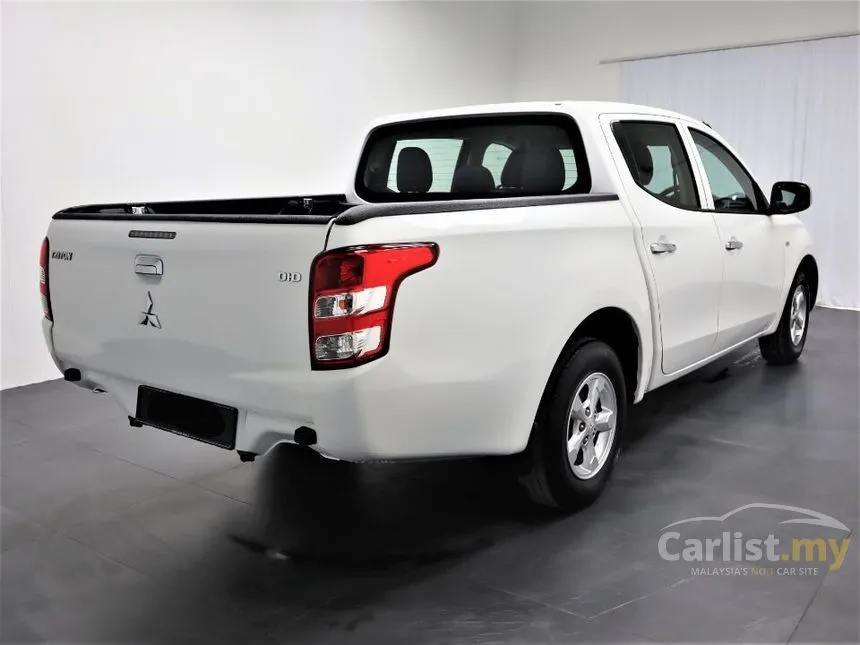 2015 Mitsubishi Triton Lite Dual Cab Pickup Truck