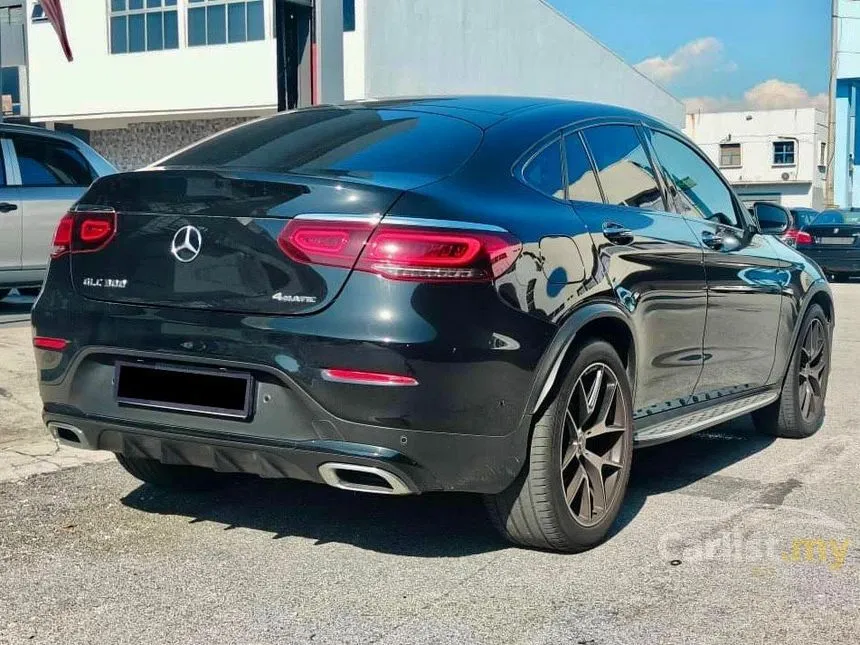 2020 Mercedes-Benz GLC300 4MATIC AMG Line Coupe