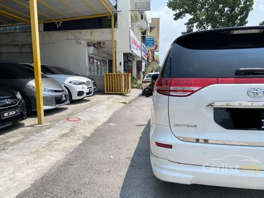 2008 Toyota Estima Aeras MPV