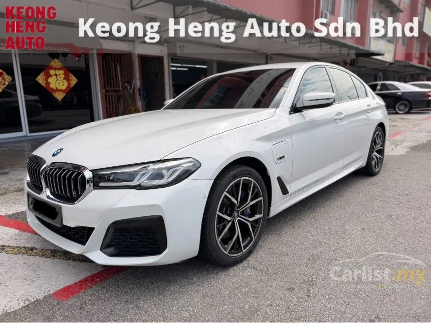 2022 BMW 530e M Sport Sedan