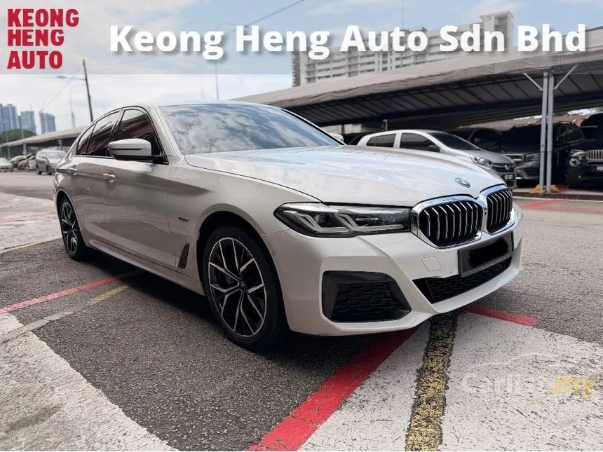 2022 BMW 530e M Sport Sedan