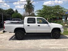 2004 Toyota Hilux DUAL CAB 2.8(M)TURBO 4X4 Pickup Truck