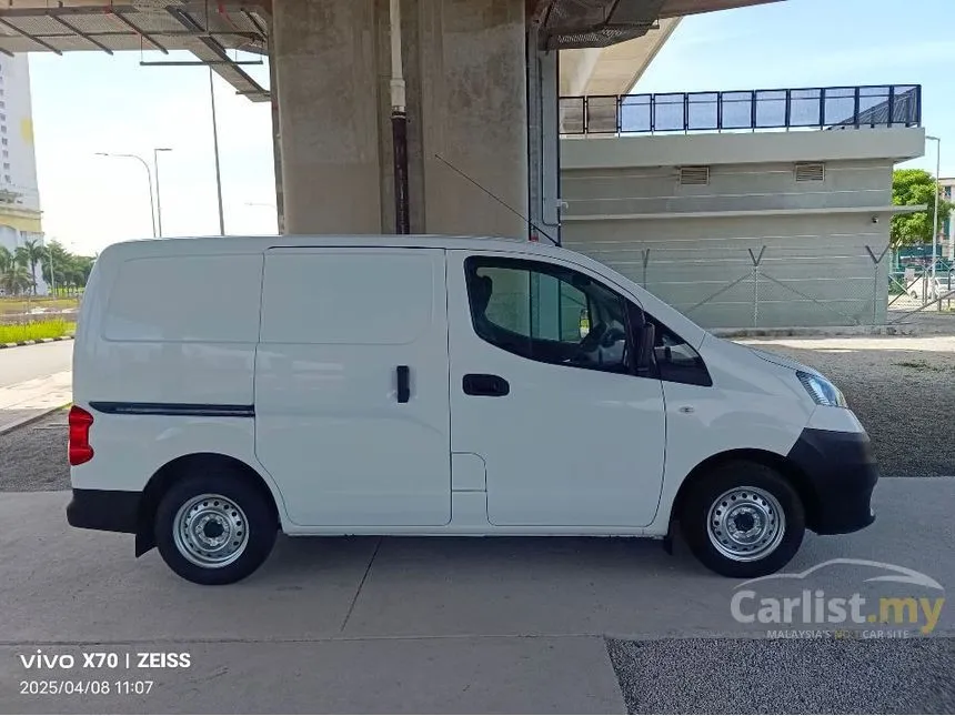 2021 Nissan NV200 Panel Van