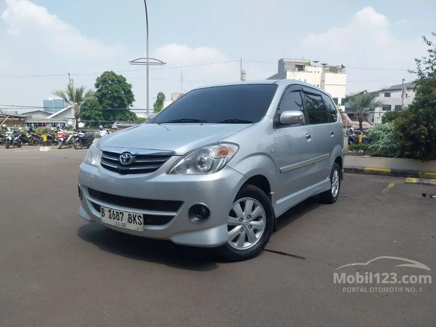 2010 Toyota Avanza S MPV