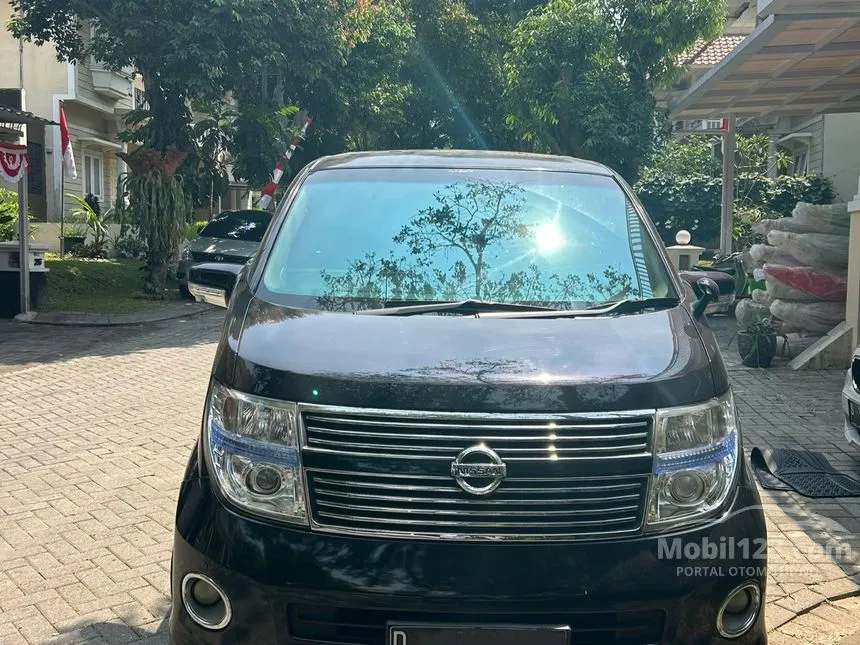 Jual Mobil Nissan Elgrand 2008 2.5 di Jawa Barat Automatic MPV Hitam Rp 150.000.000