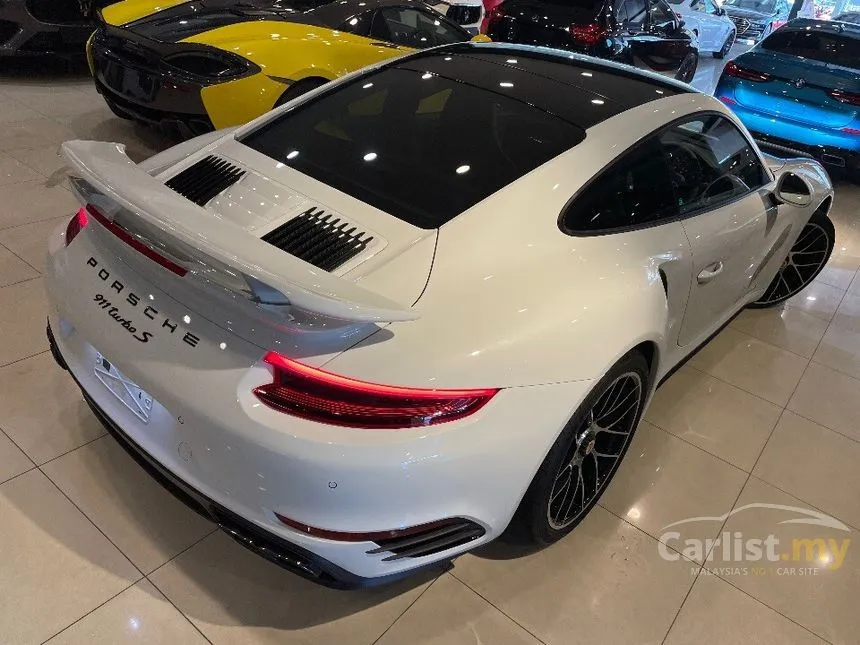 2018 Porsche 911 Turbo S Coupe