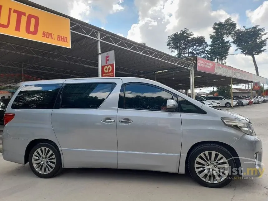 2017 Toyota Alphard G MPV