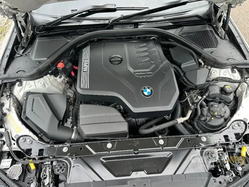 2022 BMW 330Li M Sport Sedan