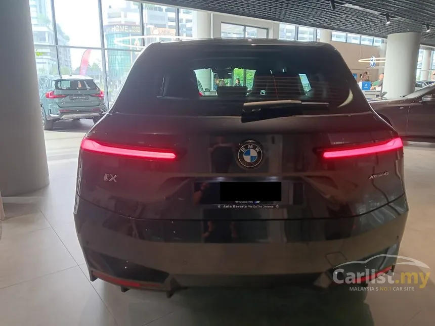 2025 BMW iX xDrive45 SUV