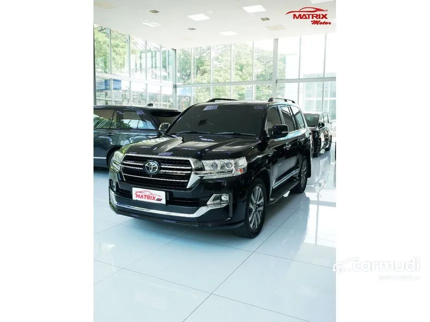 2018 Toyota Land Cruiser 200 VX-R SUV