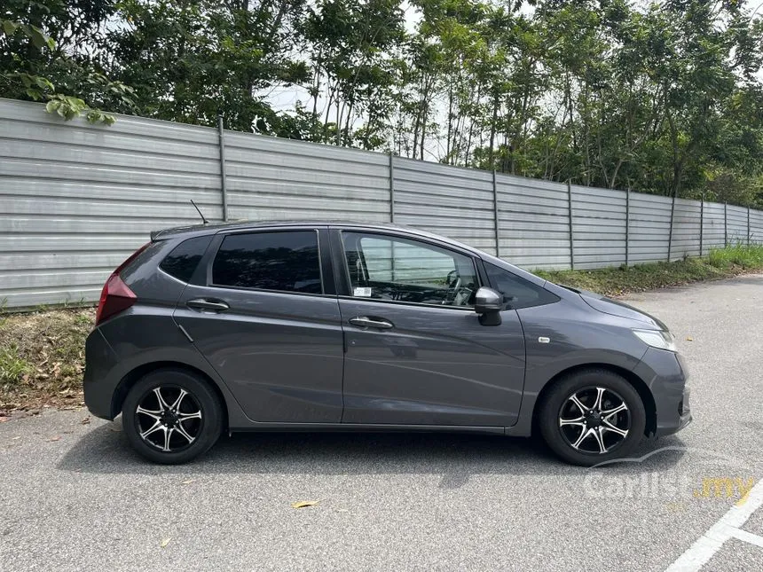 2019 Honda Jazz E Hatchback