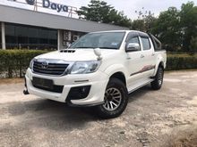 2015 Toyota Hilux 2.5 G VNT Pickup Truck
