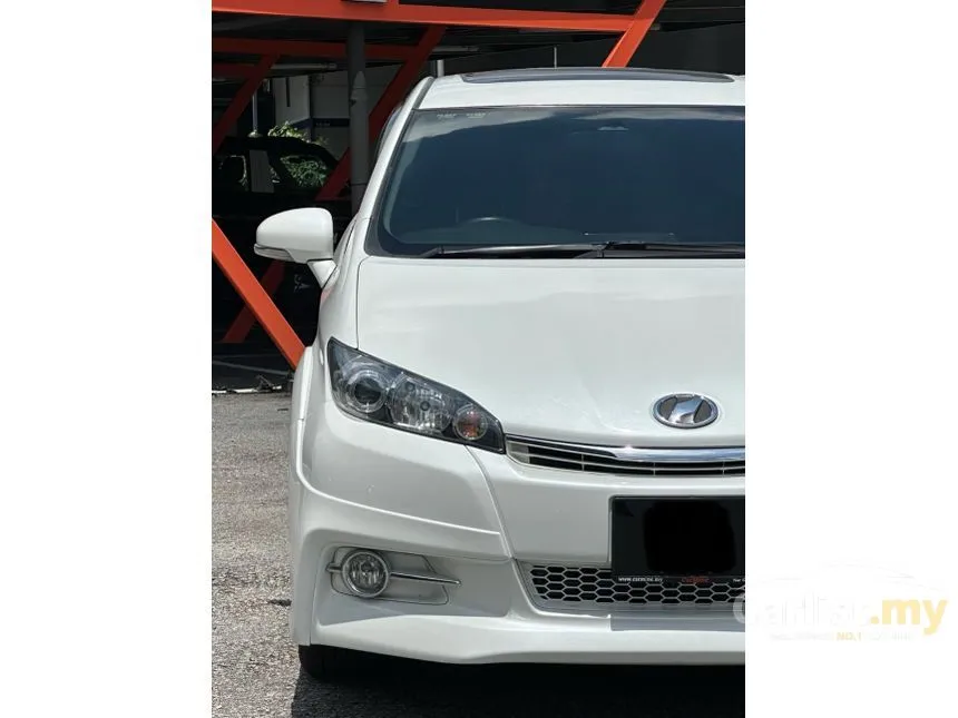 2013 Toyota Wish Z MPV