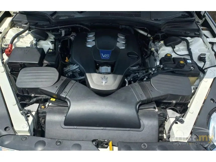 2013 Maserati Quattroporte S Sedan