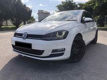 Volkswagen Golf 1.4 (A) TSI Hatchback MK7 FULL SERVICE RECORD LEATHER SEAT