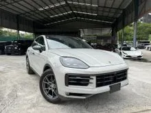 2024 Porsche Cayenne 3.0 SUV JAPAN SPEC SPORT CHRONO/PANAROMIC ROOF/BOSE SOUND/360 CAMERA/VACUUM DOOR/BSM/14 WAY ELECTRIC SEATS UNREGITERED