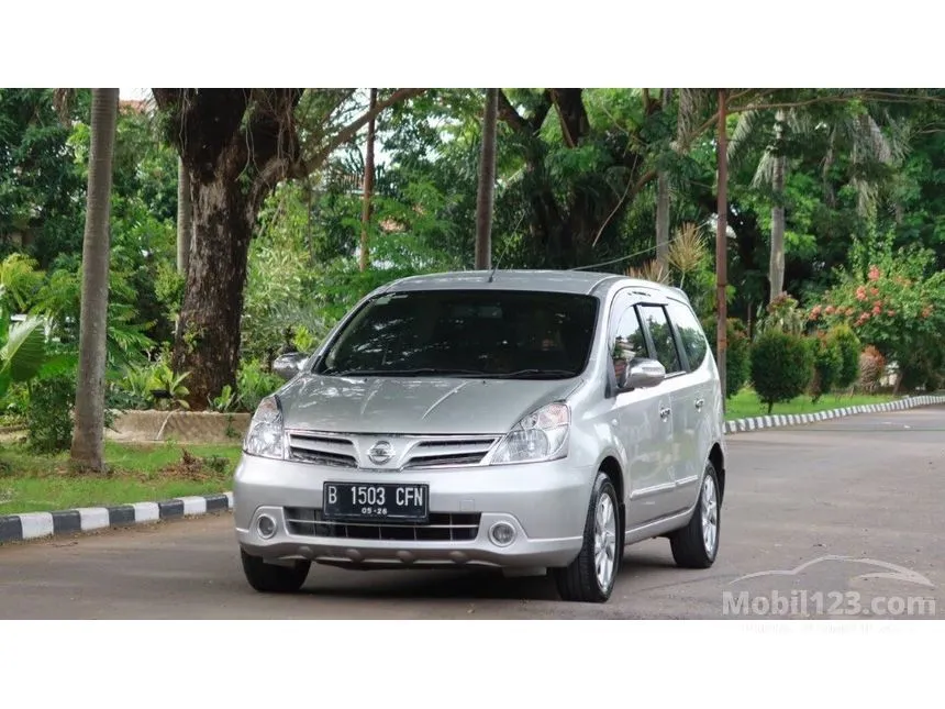 Jual Mobil Nissan Grand Livina 2011 XV 1.5 di Jawa Barat Automatic MPV Silver Rp 85.000.000