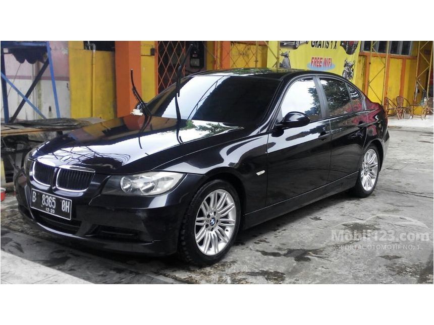 Jual Mobil  BMW  320i  2005 E90 2 0 di DKI Jakarta Automatic 