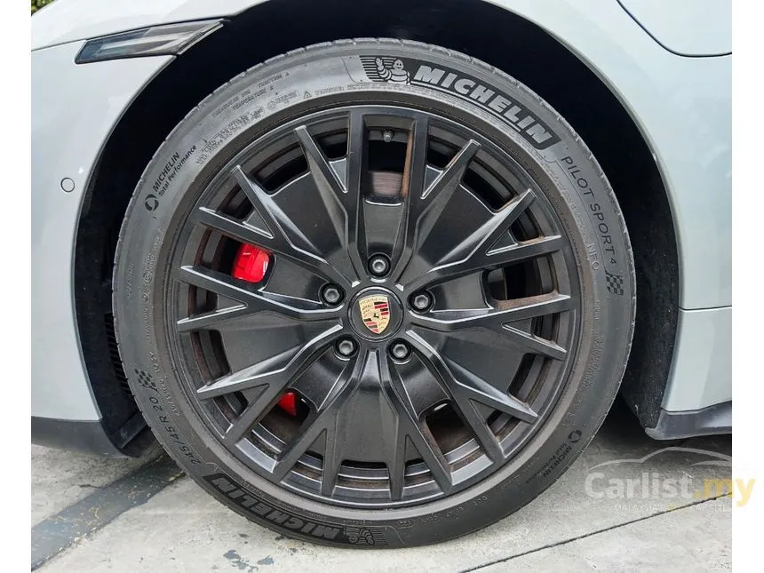 2022 Porsche Taycan GTS Sedan