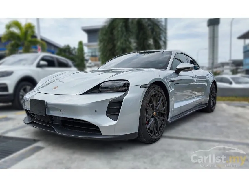 2022 Porsche Taycan GTS Sedan