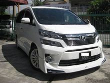 13 Toyota Vellfire 2.4 Z Platinum MPV New Facelift Full Modelista Bodykits 2 Power Doors Alpine DVD TV Navi Player Alpine Rear TV Monitor Immaculate