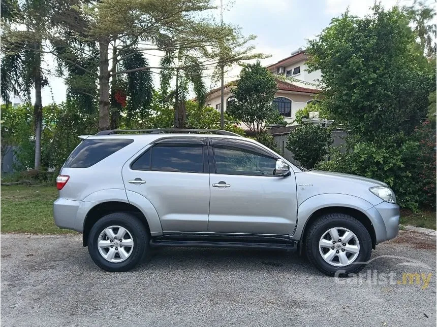 2011 Toyota Fortuner V SUV