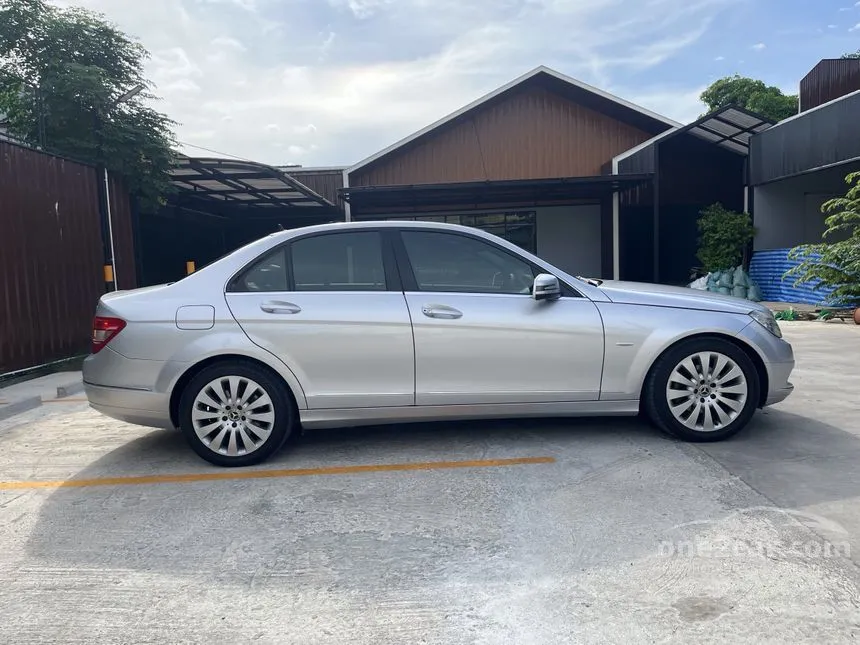 2008 Mercedes-Benz C200 Kompressor Elegance Sedan