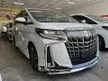 Recon 2022 Toyota Alphard 2.5 G SC Package MPV