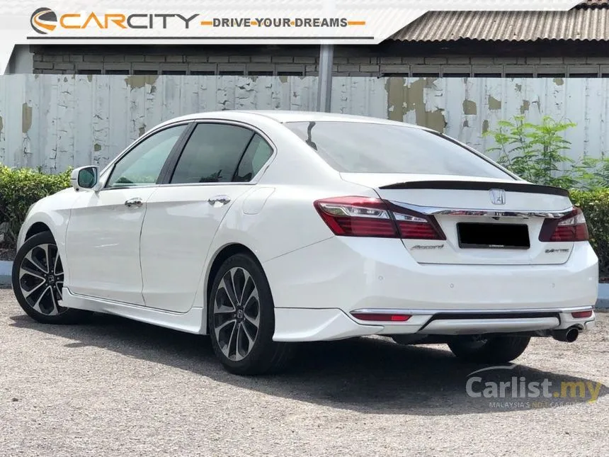 2018 Honda Accord VTi-L Advance Sedan