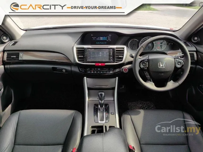 2018 Honda Accord VTi-L Advance Sedan