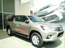 TOYOTA HILUX 2.4G (M) 4X4 - NEW MODEL 2017 -MUKA RENDAH DAN SENANG LULUS - DISCOUNT 4K TO 6K - 5 YEARS WARRANTY - LOAN MUDAH