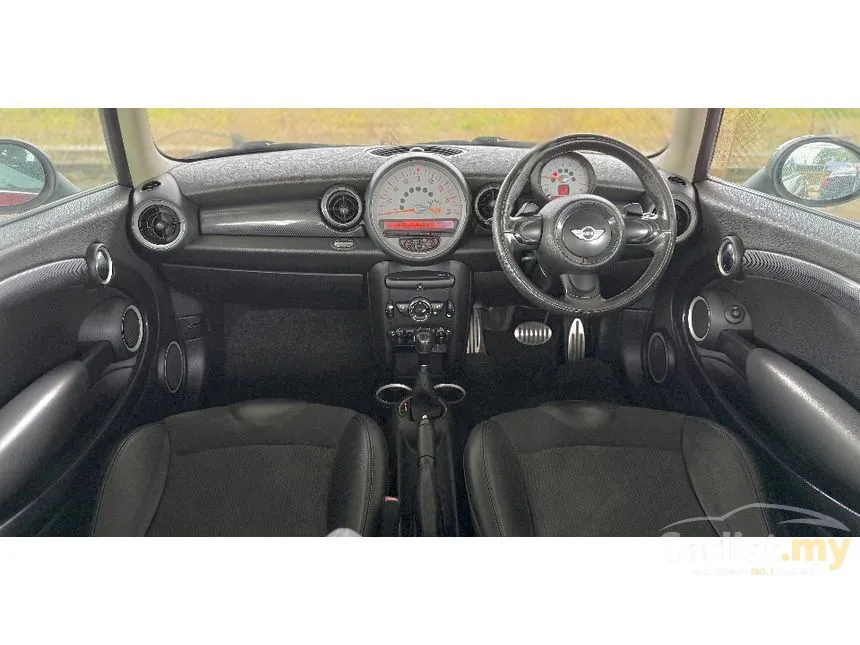 2011 MINI Cooper S Hatchback