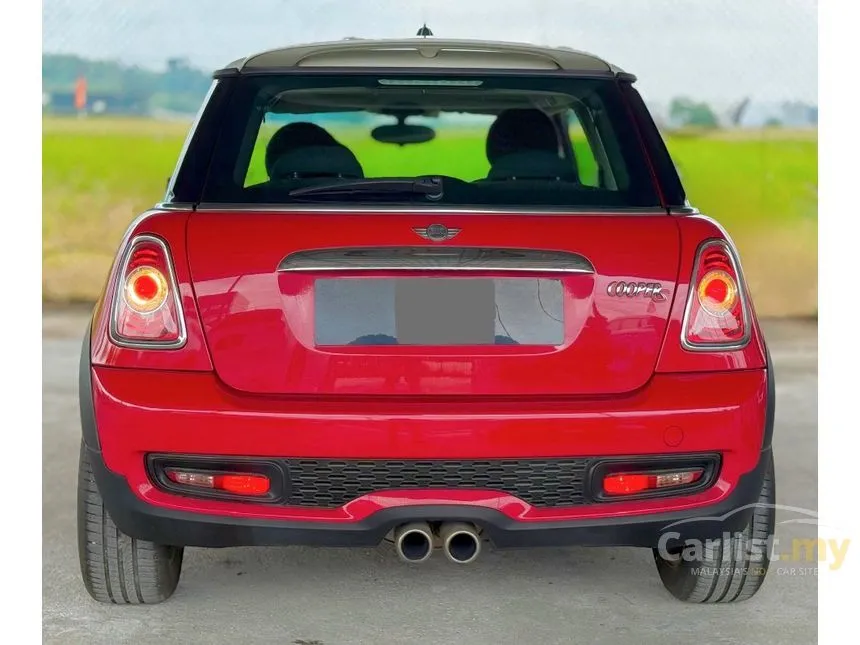 2011 MINI Cooper S Hatchback